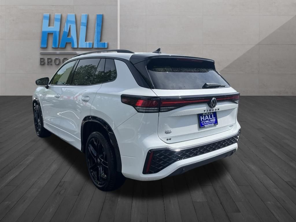 New 2026 White/off-white Volkswagen 2.0T SE R-Line Black image 3