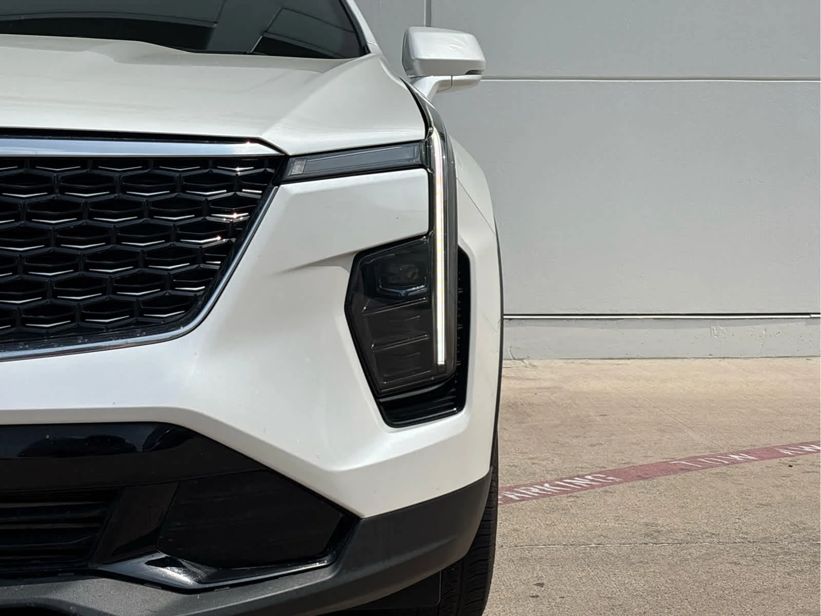 Used 2024 Crystal White Tricoat Cadillac Premium Luxury image 7
