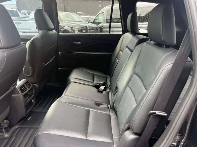 Certified Used 2019 Black Honda EX-L image 13