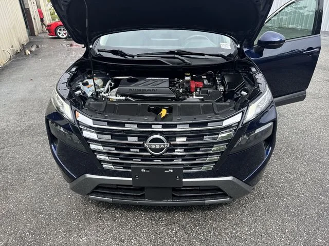 Used 2024 Blue Nissan SL image 31