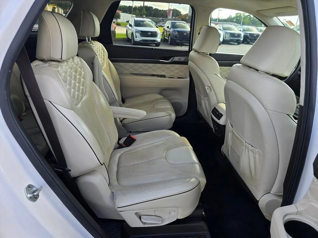 Used 2020 White Hyundai Limited image 14