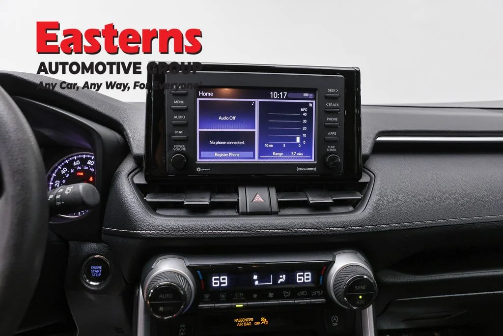 Used 2021 Black Toyota XLE image 11