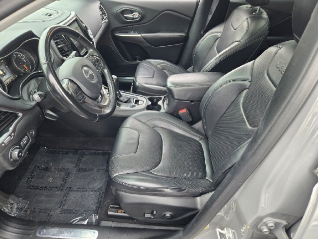 Used 2020 Gray Jeep Limited image 20
