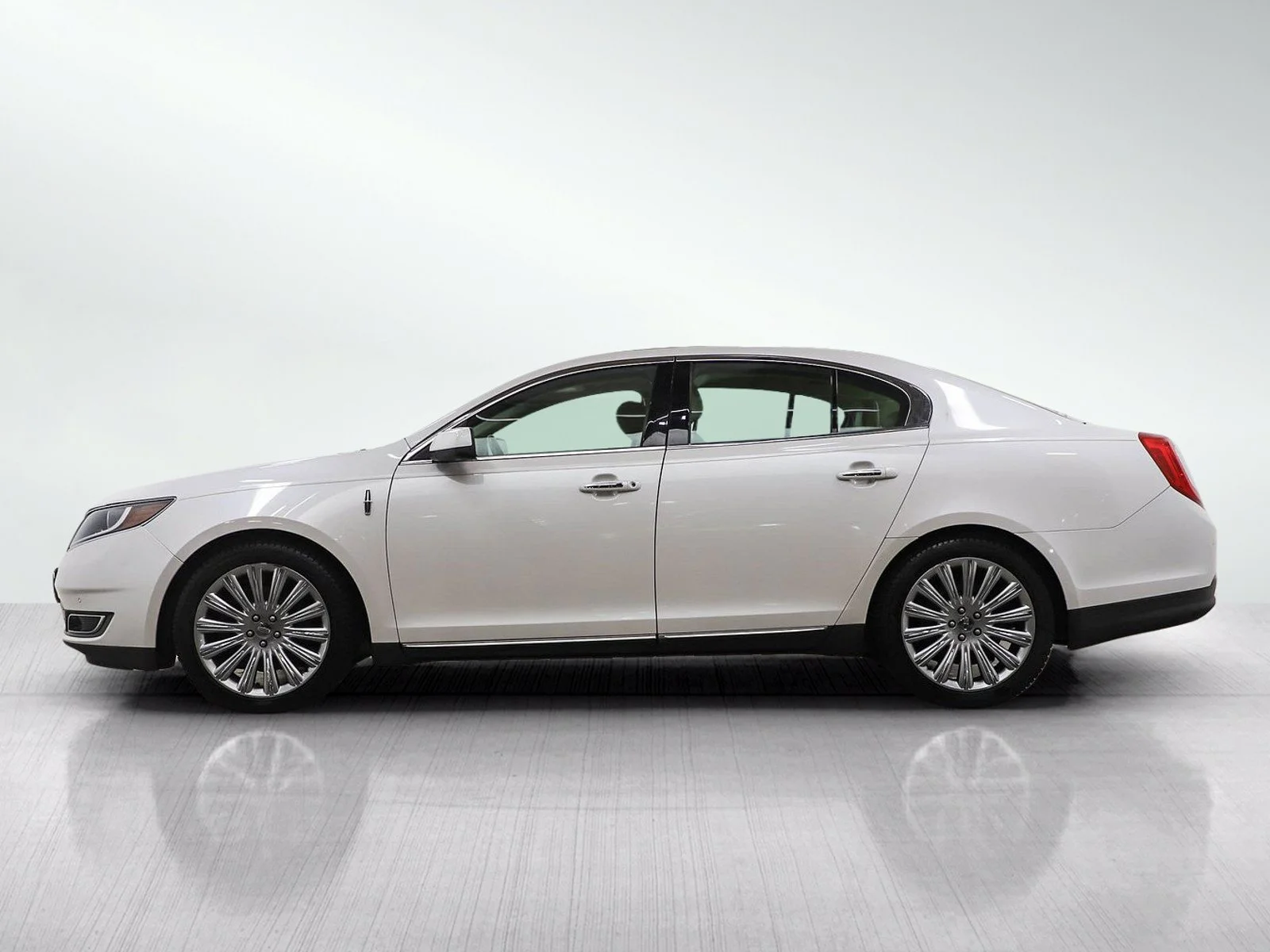 Used 2015 Lincoln MKS Base with VIN 1LNHL9EK6FG605368 for sale in Burnsville, Minnesota
