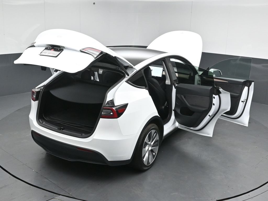 2023 TESLA MODEL Y - Image 48