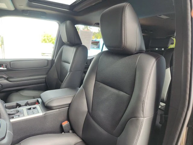 Used 2025 Black Toyota Base image 19