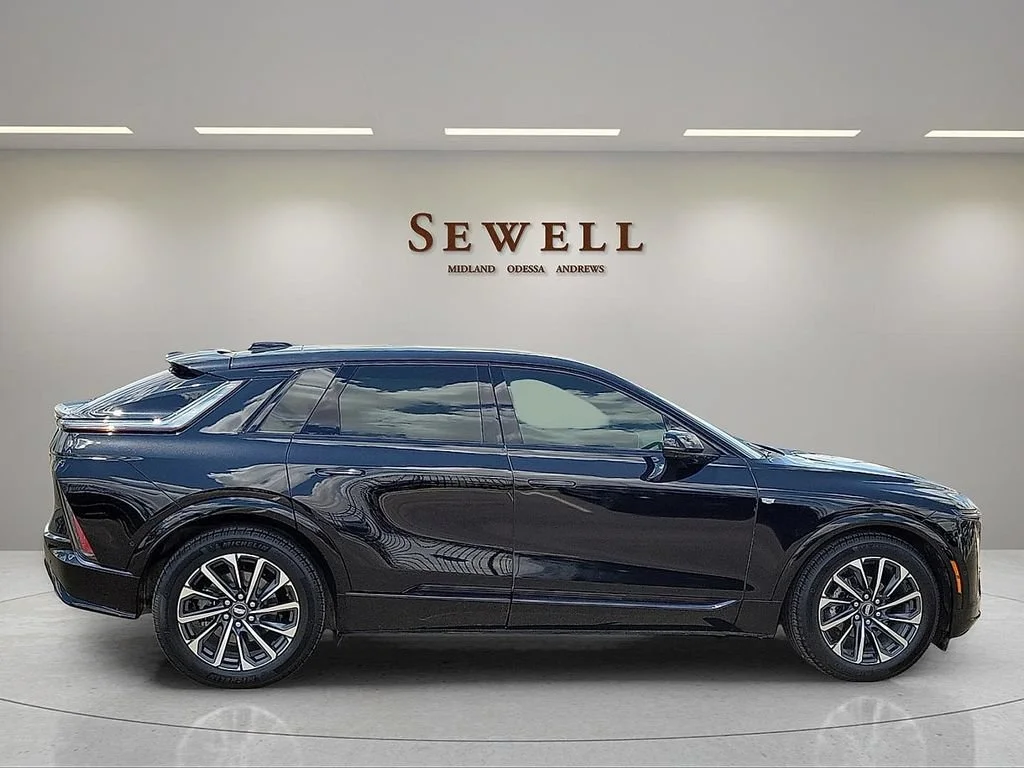 2026 Cadillac LYRIQ Sport - Photo 6