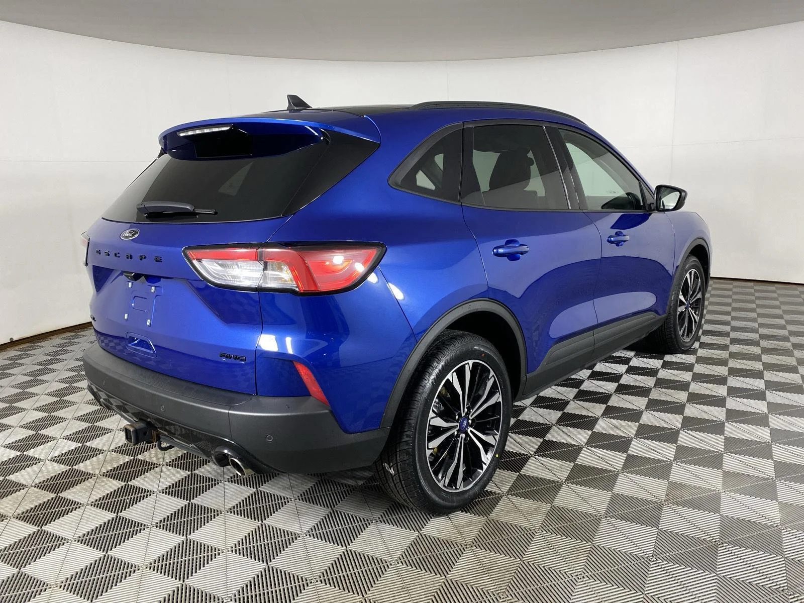 Used 2022 Atlas Blue Ford SEL image 7