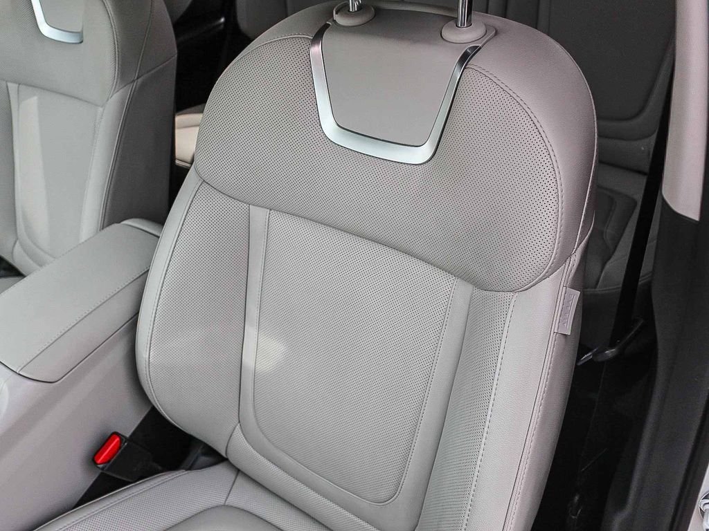 Used 2024 White Hyundai Limited image 27