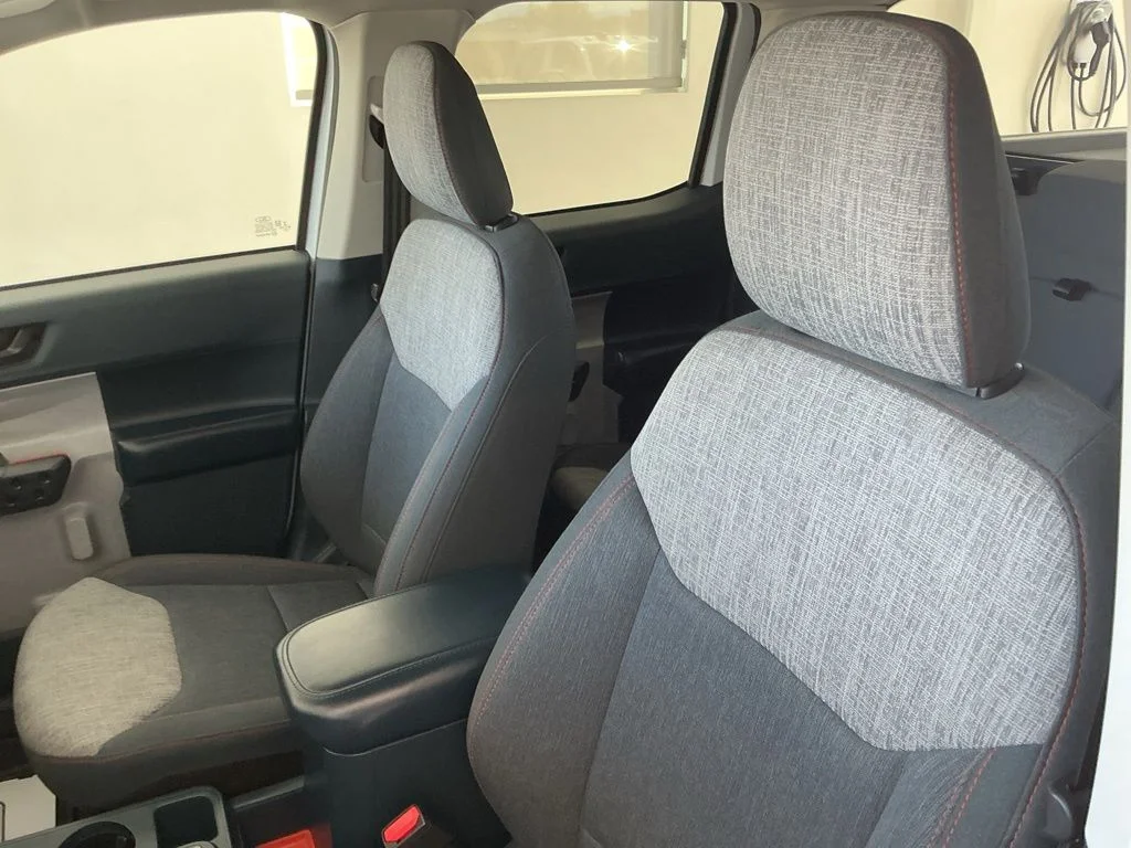 Used 2022 Oxford White Ford XLT image 10