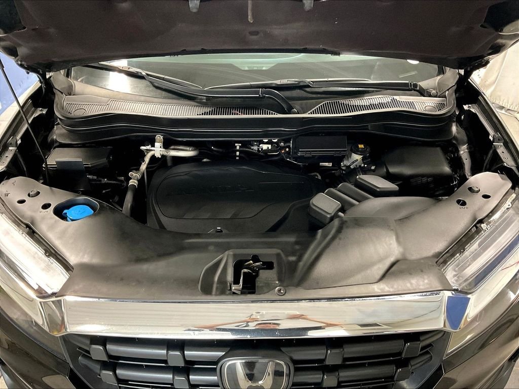 Used 2025 Black Honda RTL image 30