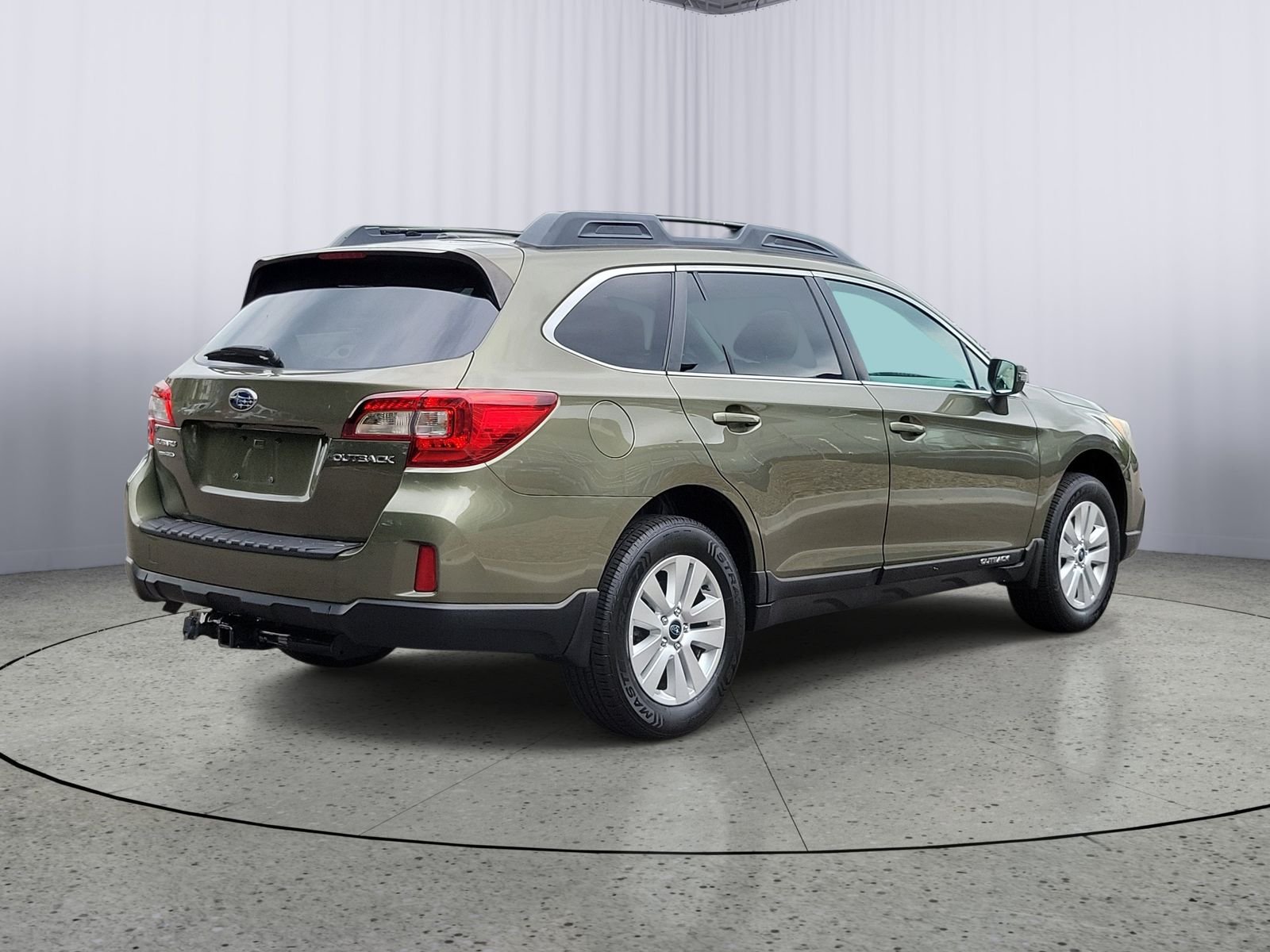 Used 2015 Green Subaru 2.5i Premium image 3