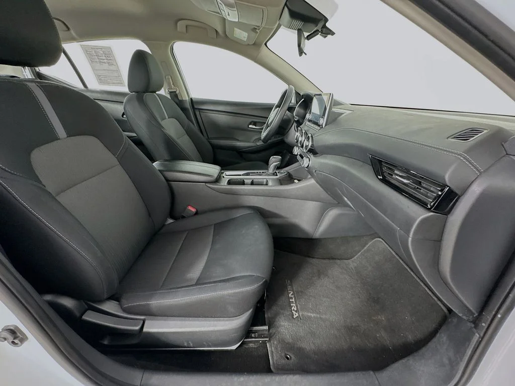 Used 2024 White Nissan SV image 32