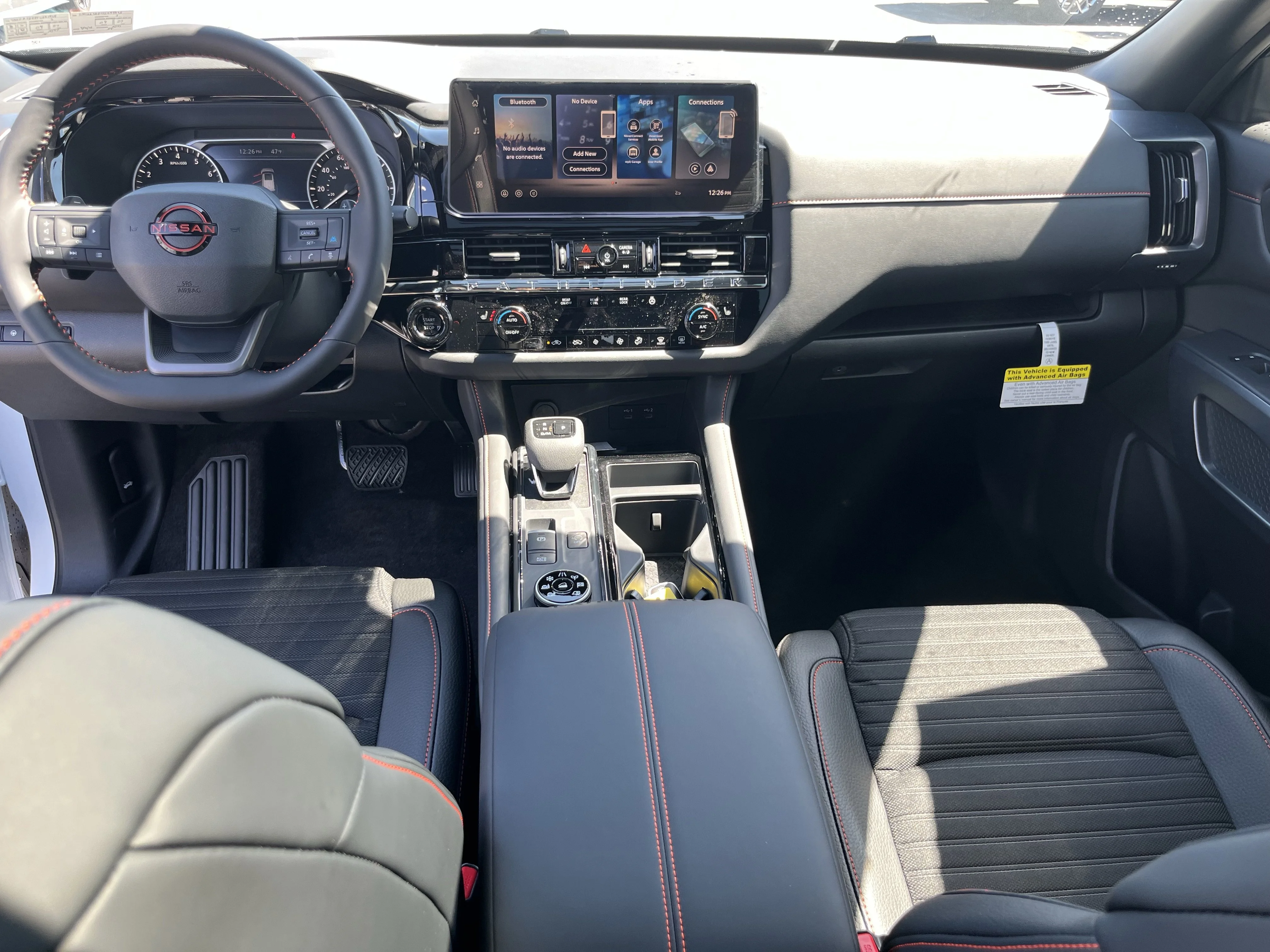 New 2026 Everest White Pearl TriCoat Nissan Rock Creek® image 17
