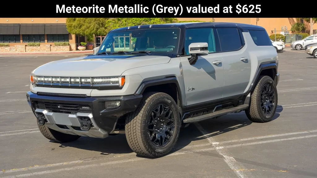 Used 2025 Meteorite Metallic (Grey) GMC 2X image 4