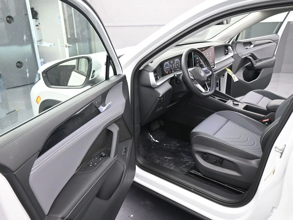 2026 Volkswagen Tiguan SE - Photo 39
