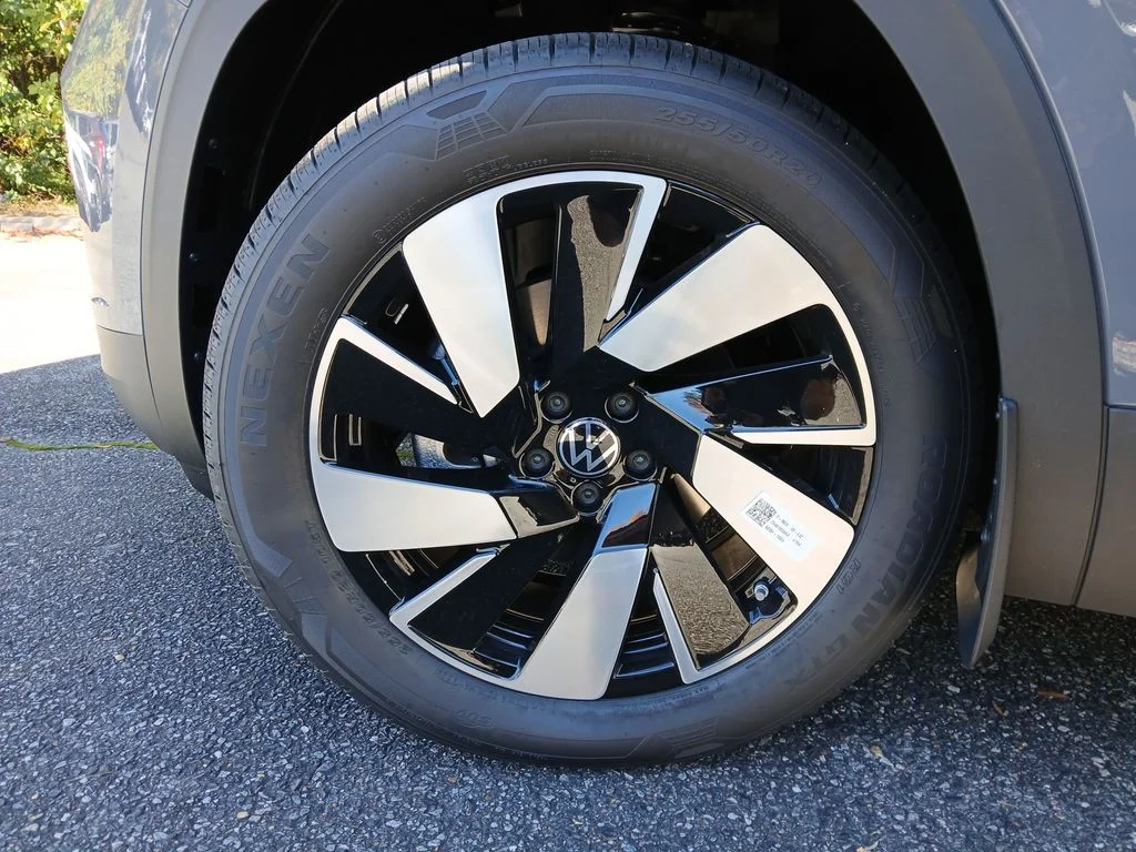 New 2026 Gray Volkswagen 2.0T SE w/Technology image 26