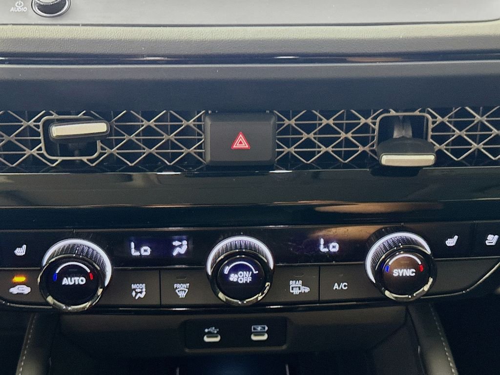 2024 Honda Accord Hybrid Touring - Photo 19