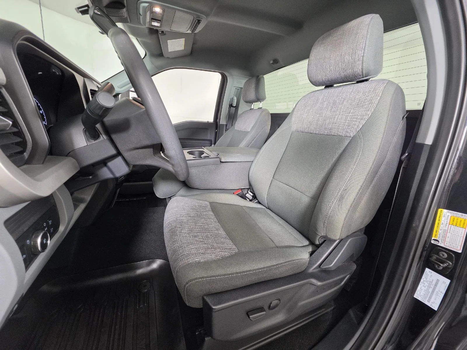 Used 2024 Agate Black Ford XLT image 2