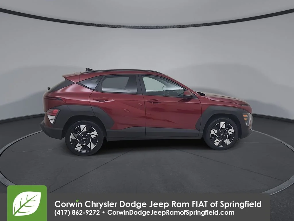Used 2025 Red Hyundai SEL image 16