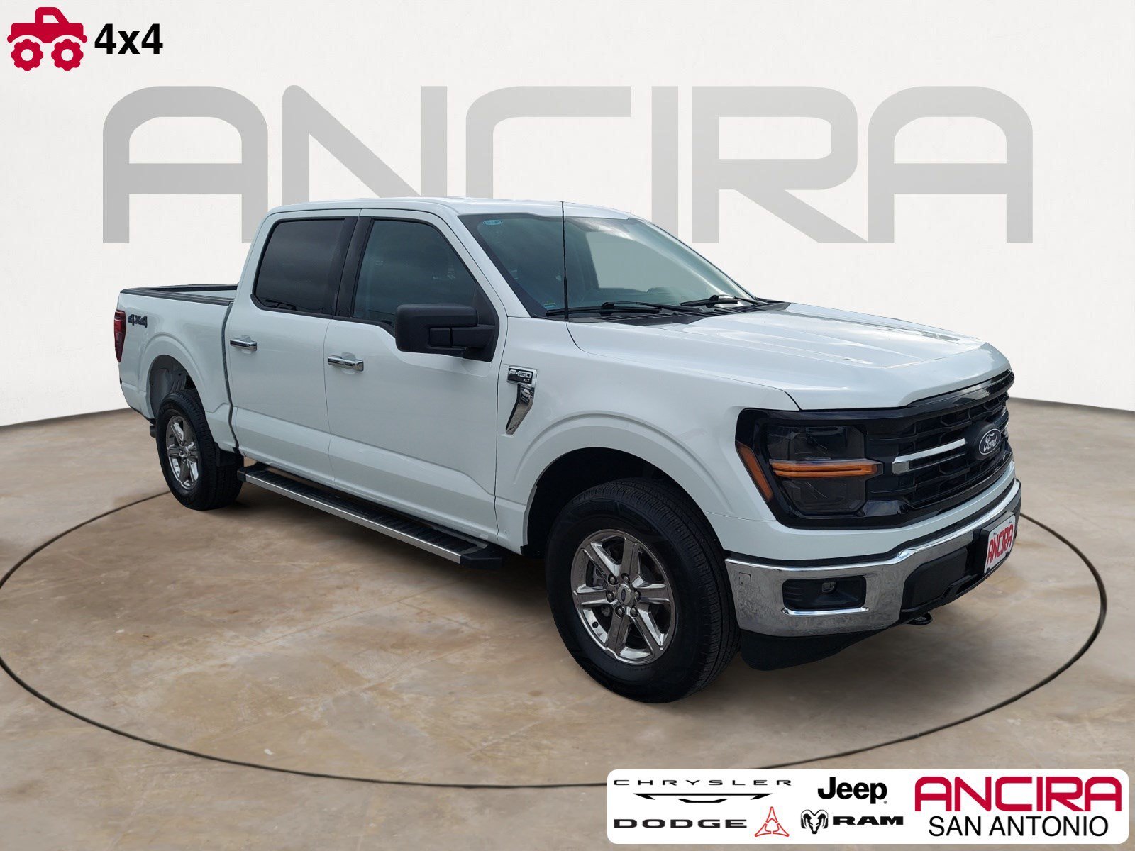 Used 2025 Oxford White Ford XLT image 1
