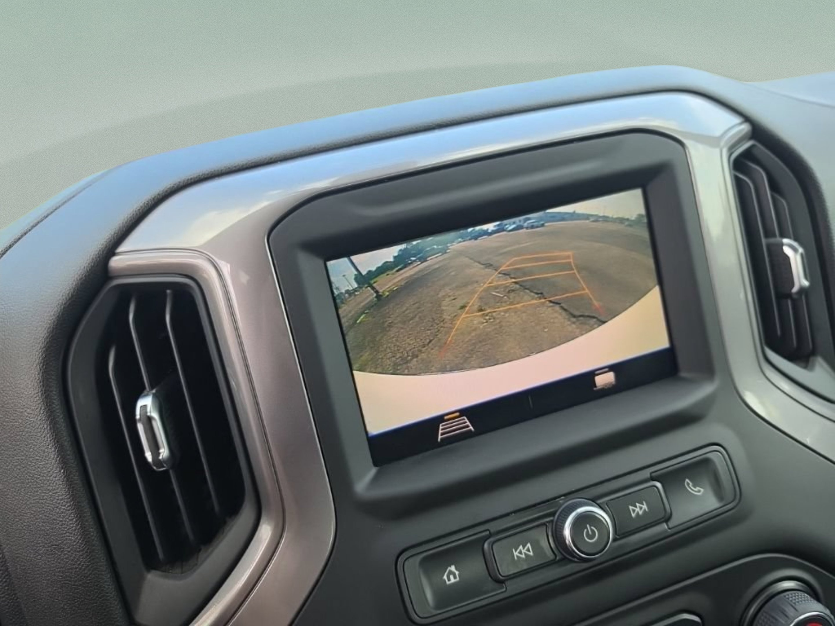 Used 2021 SUMMIT WHITE Chevrolet Custom image 19