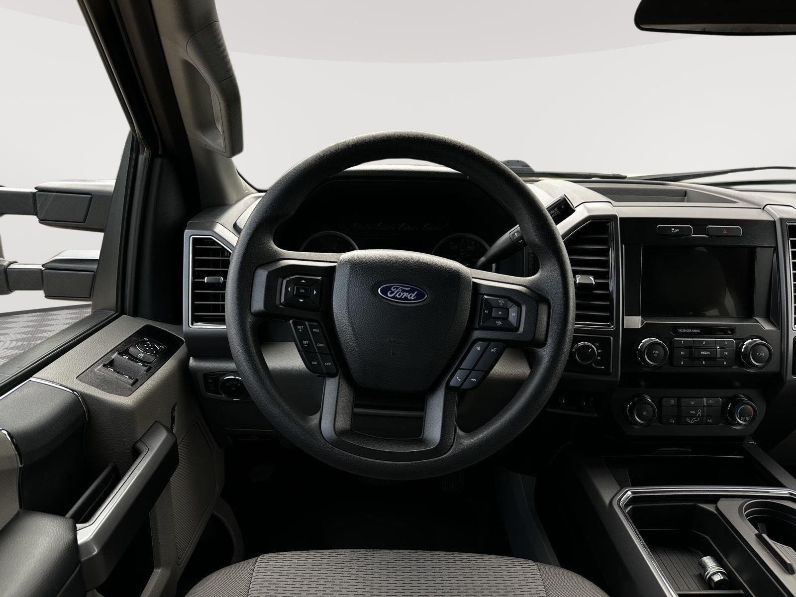 Used 2022 Oxford White Ford XLT image 20