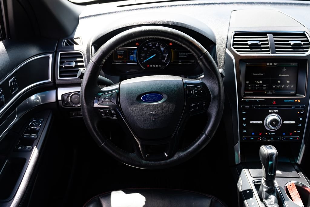Used 2016 White Platinum Clearcoat Metallic Ford Sport image 11