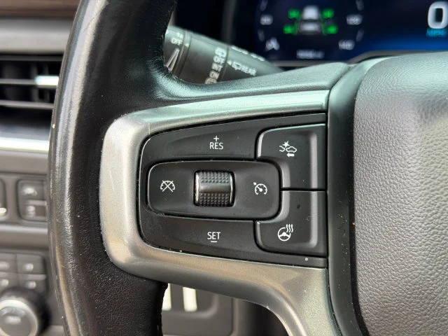 Used 2023 BLACK Chevrolet Z71 image 25