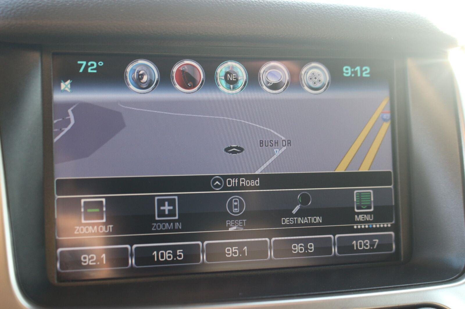 Used 2016 IRIDESCENT PEARL TRICOAT Chevrolet LTZ image 32