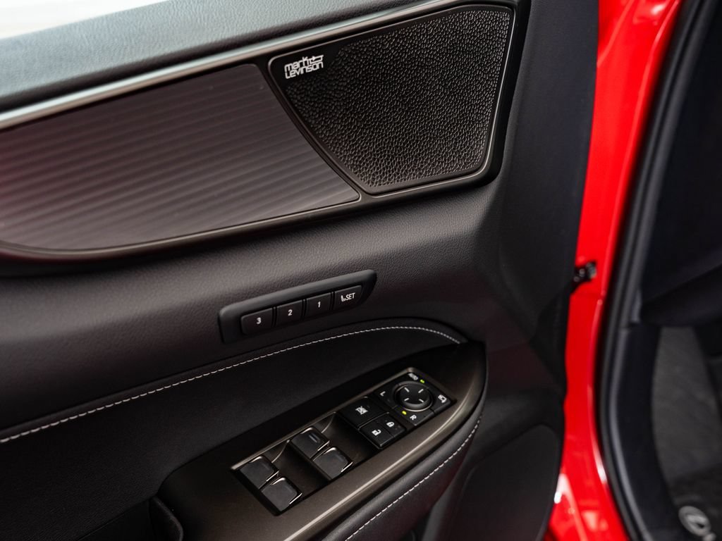 Used 2024 Redline Lexus 350 F SPORT Handling image 26