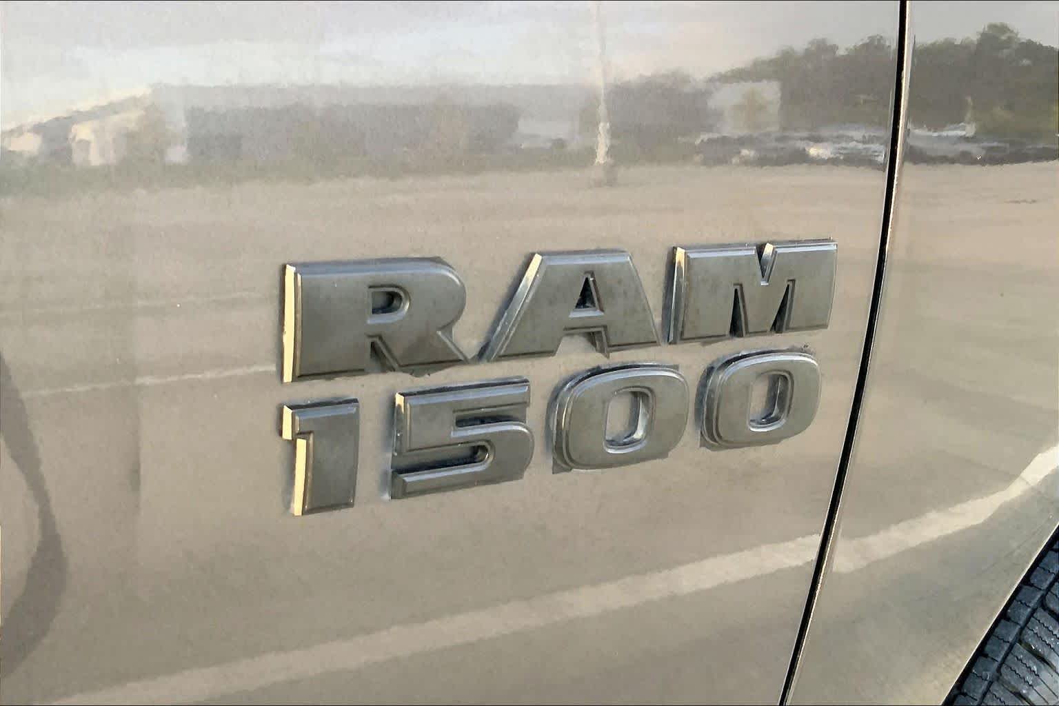Used 2017 Granite Crystal Metallic Clearcoat Ram Tradesman image 9