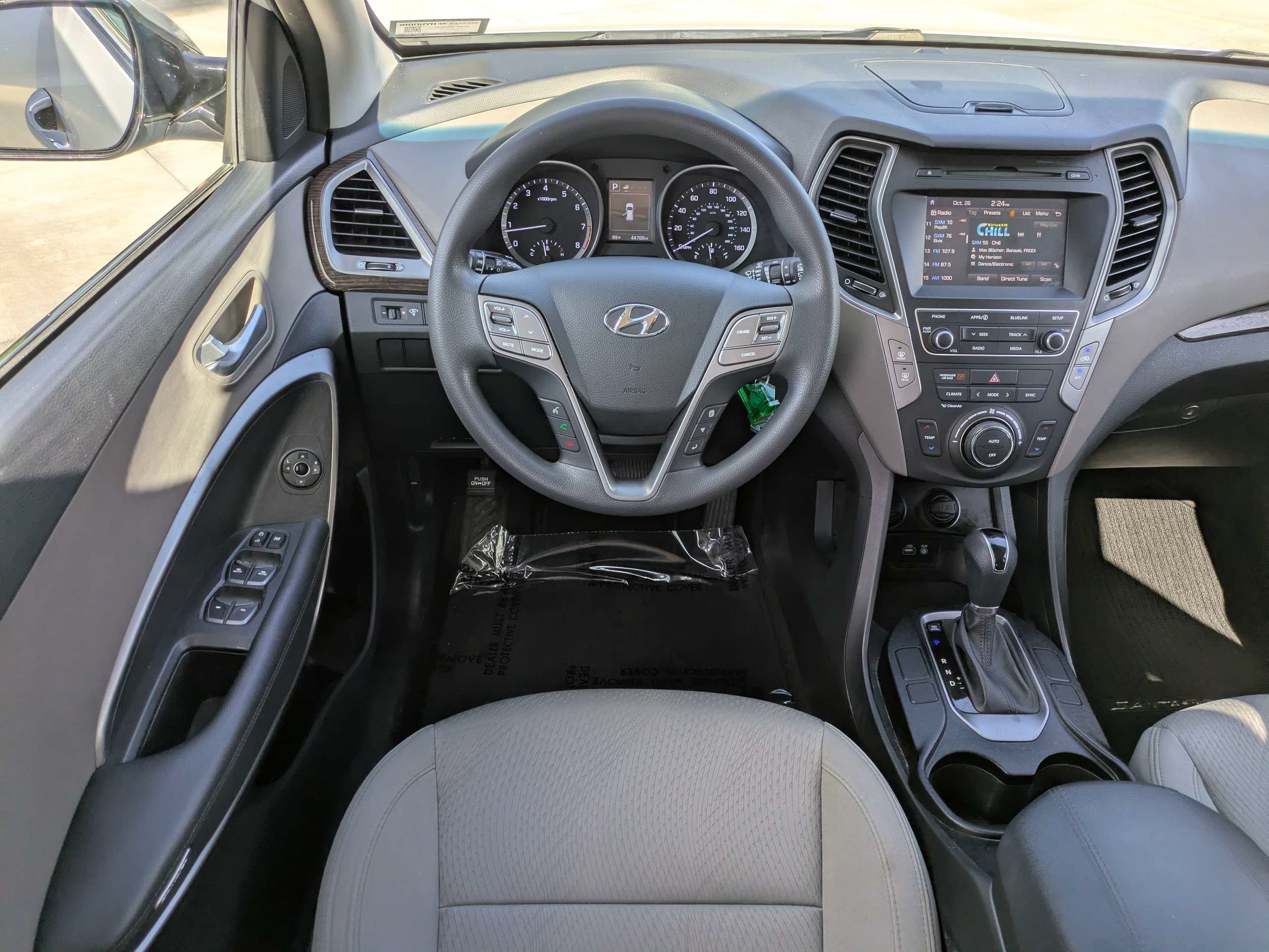 Used 2017 Sparkling Silver Hyundai 2.4L image 14