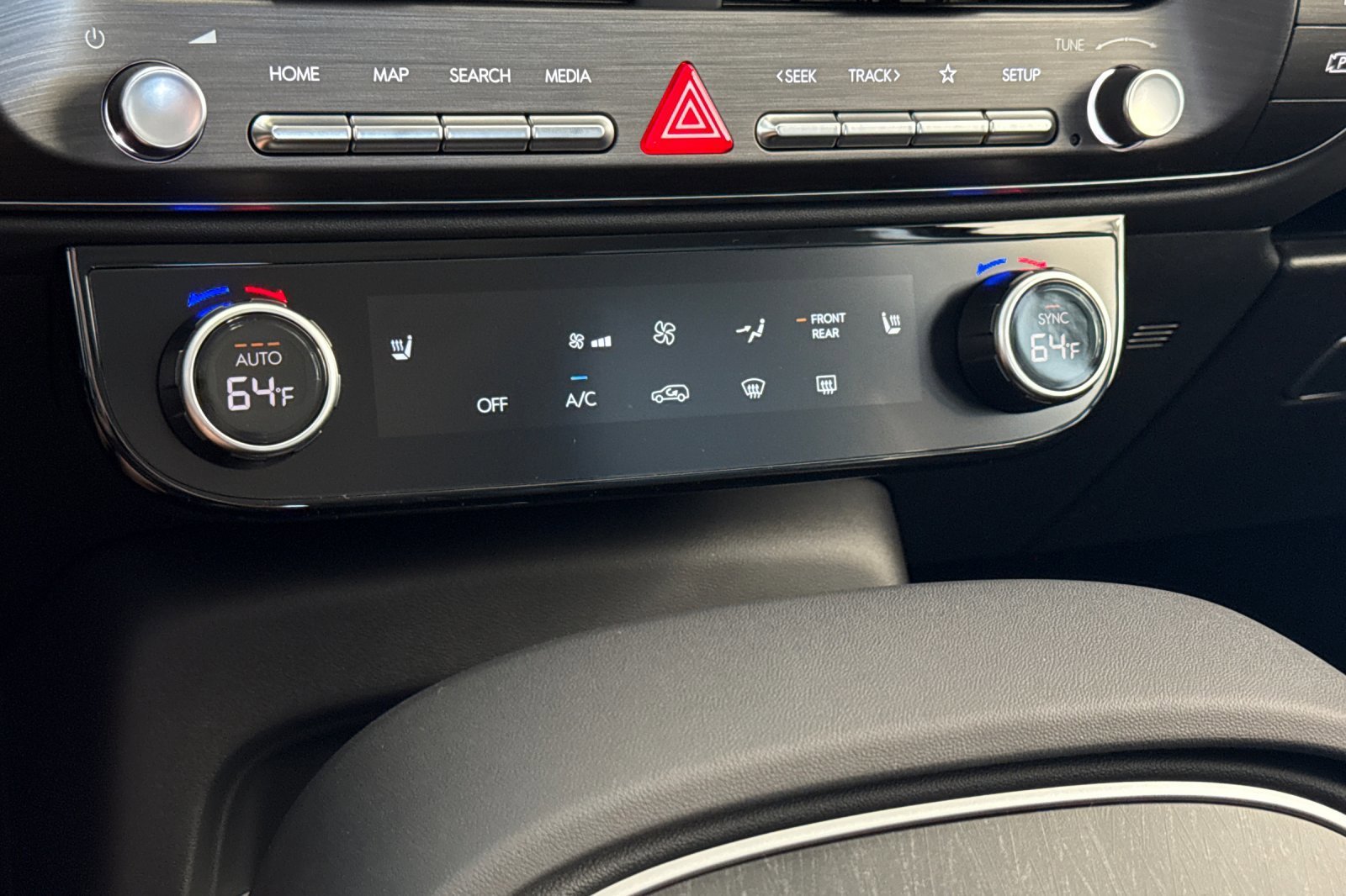 New 2026 Ecotronic Gray Pearl Hyundai SEL 8P image 22