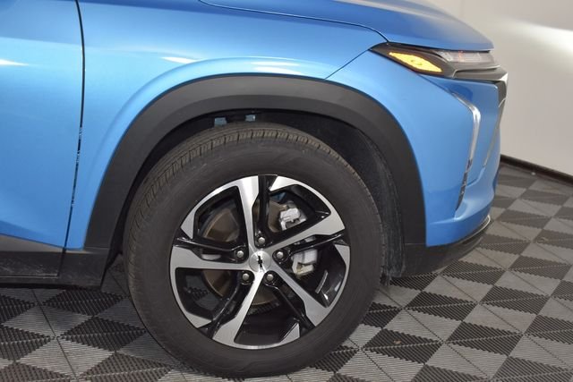 Used 2025 Blue Chevrolet 1RS image 12