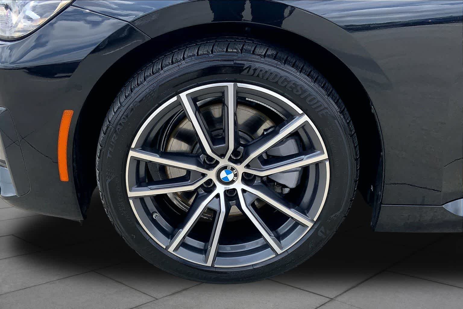 Used 2025 Black Sapphire Metallic BMW 230i image 9