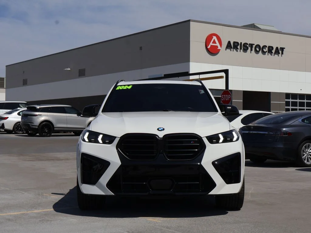 Used 2024 Alpine White BMW Competition image 2