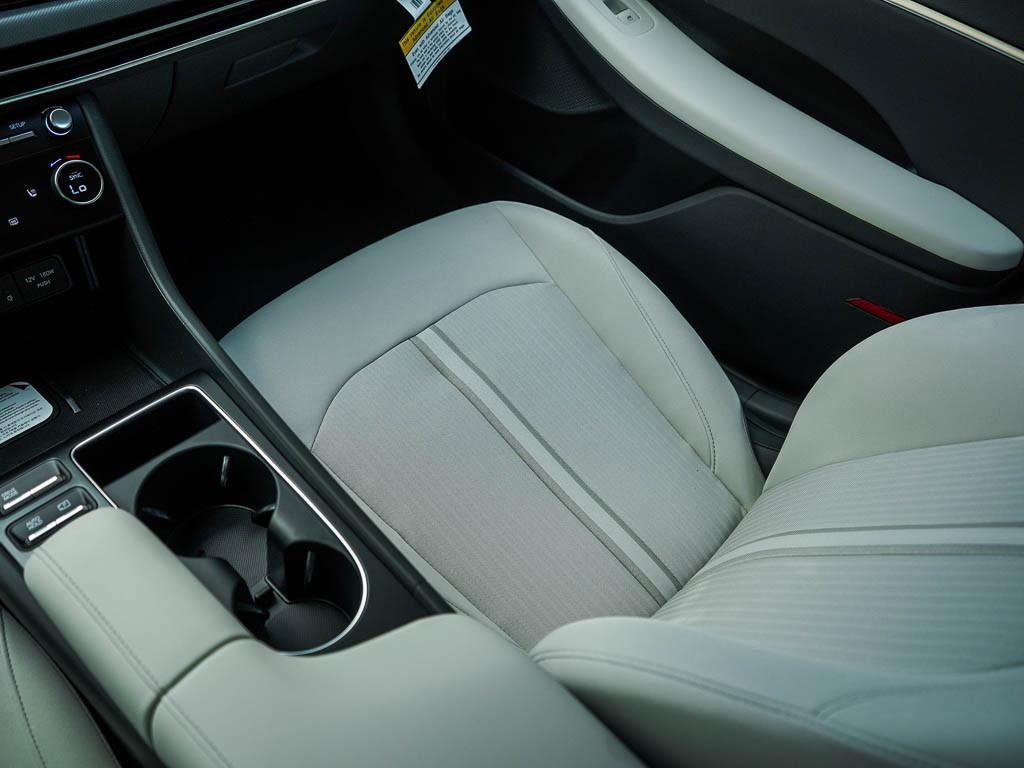 New 2026 Abyss Black Hyundai SEL Sport AWD image 47