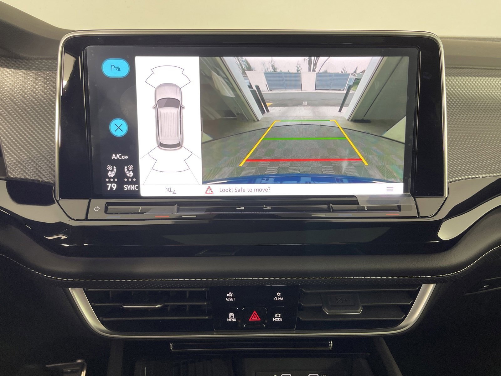 2025 Volkswagen Atlas Cross Sport SEL R-LINE - Photo 30