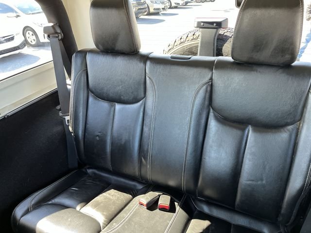 Used 2014 Gray Jeep Sahara image 23