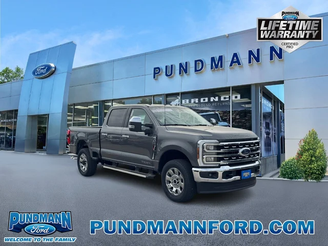 2026 Ford Super Duty F-350® Lariat®