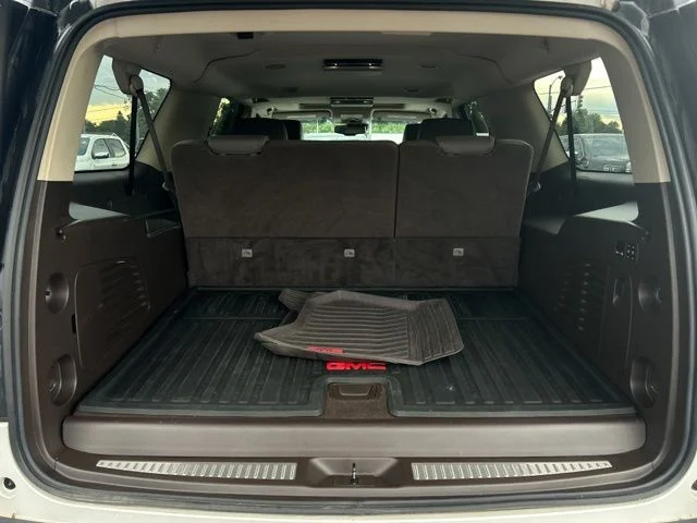 Used 2017 White Frost GMC Denali image 9