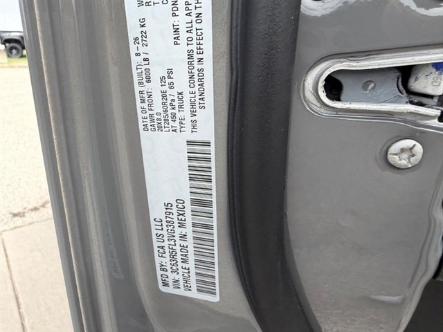 New 2027 Ceramic Gray Clear-Coat Exterior Paint RAM Laramie image 22