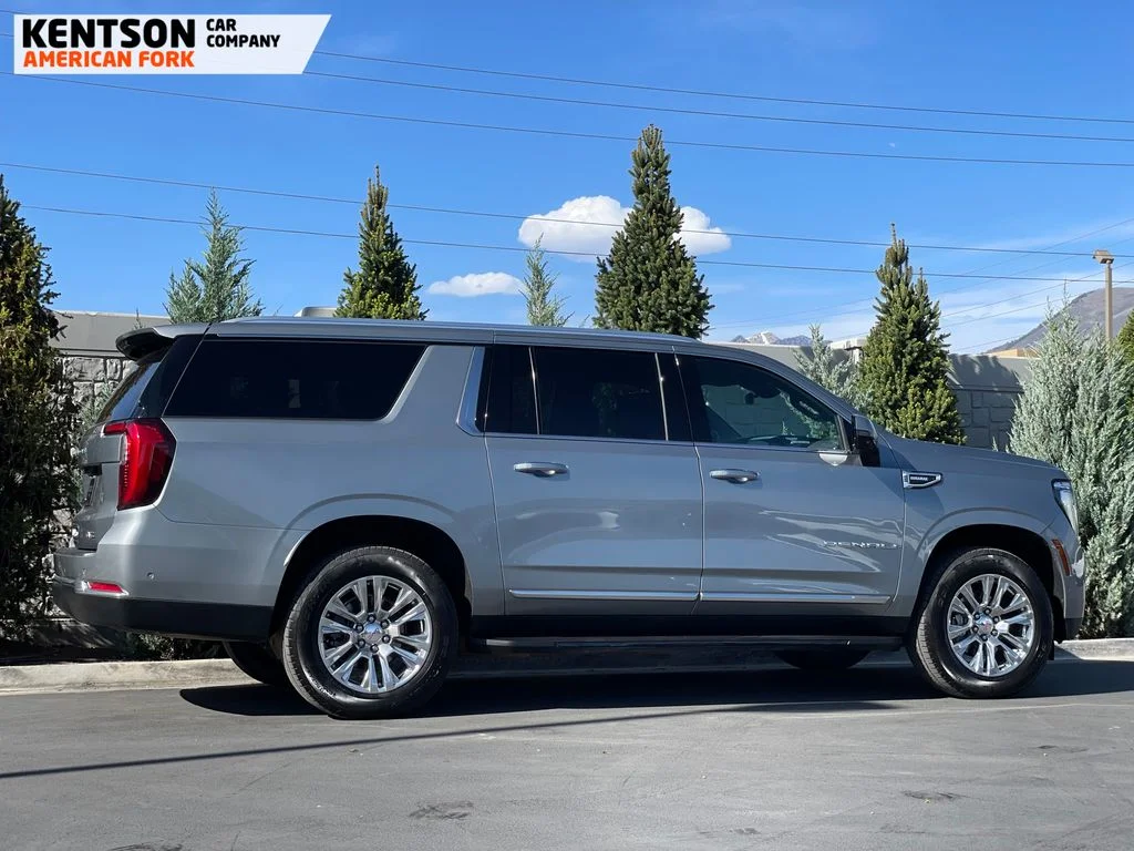 Used 2025 Gray GMC Denali image 10