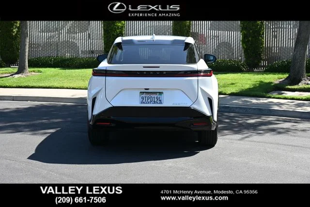 Certified Used 2025 EMINENT WHITE PEARL Lexus 300e Luxury image 5
