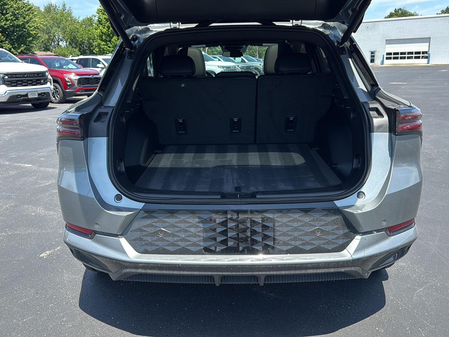 Used 2025 Sterling Gray Metallic Chevrolet RS image 13