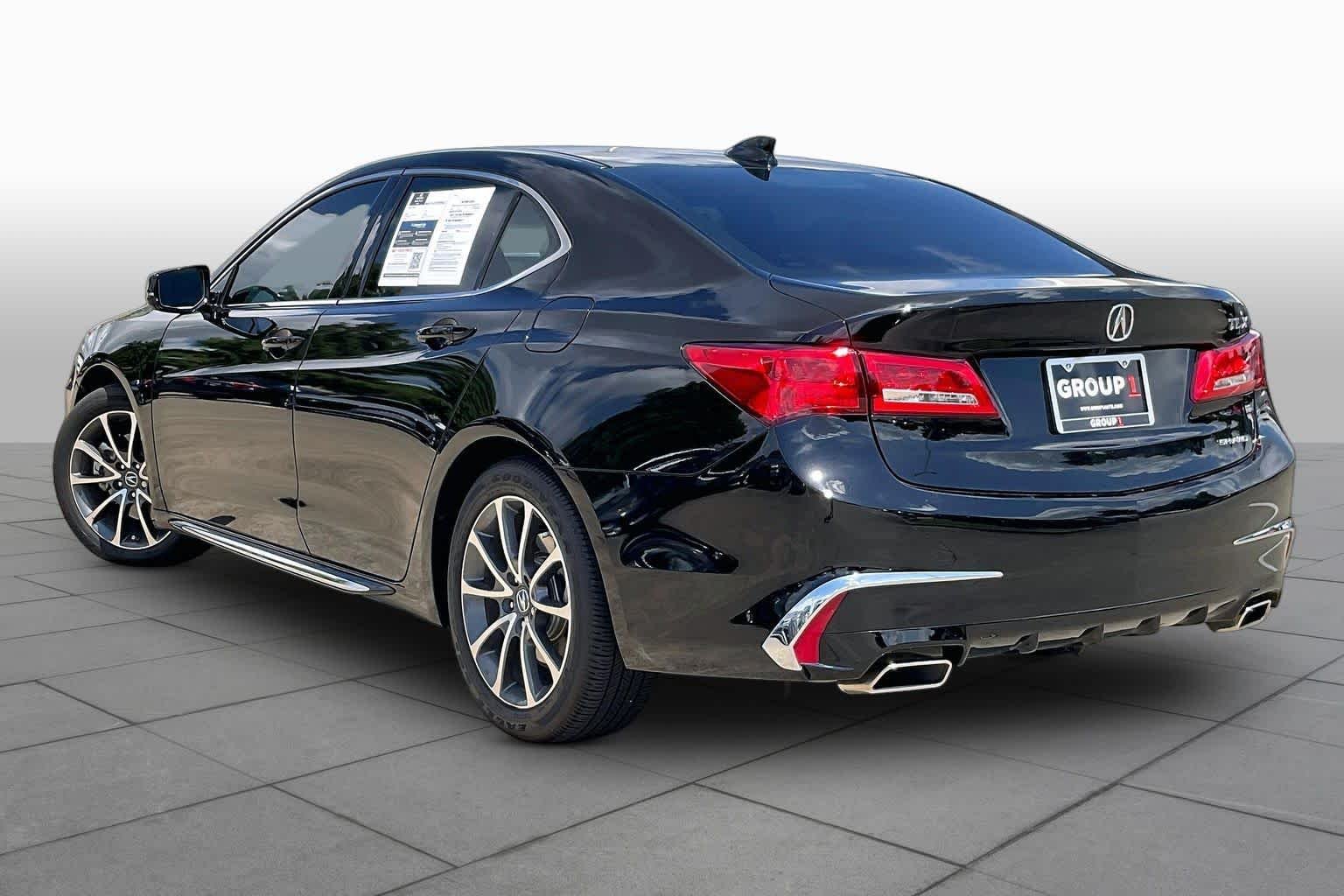 Used 2018 Crystal Black Pearl Acura w/Technology Pkg image 11