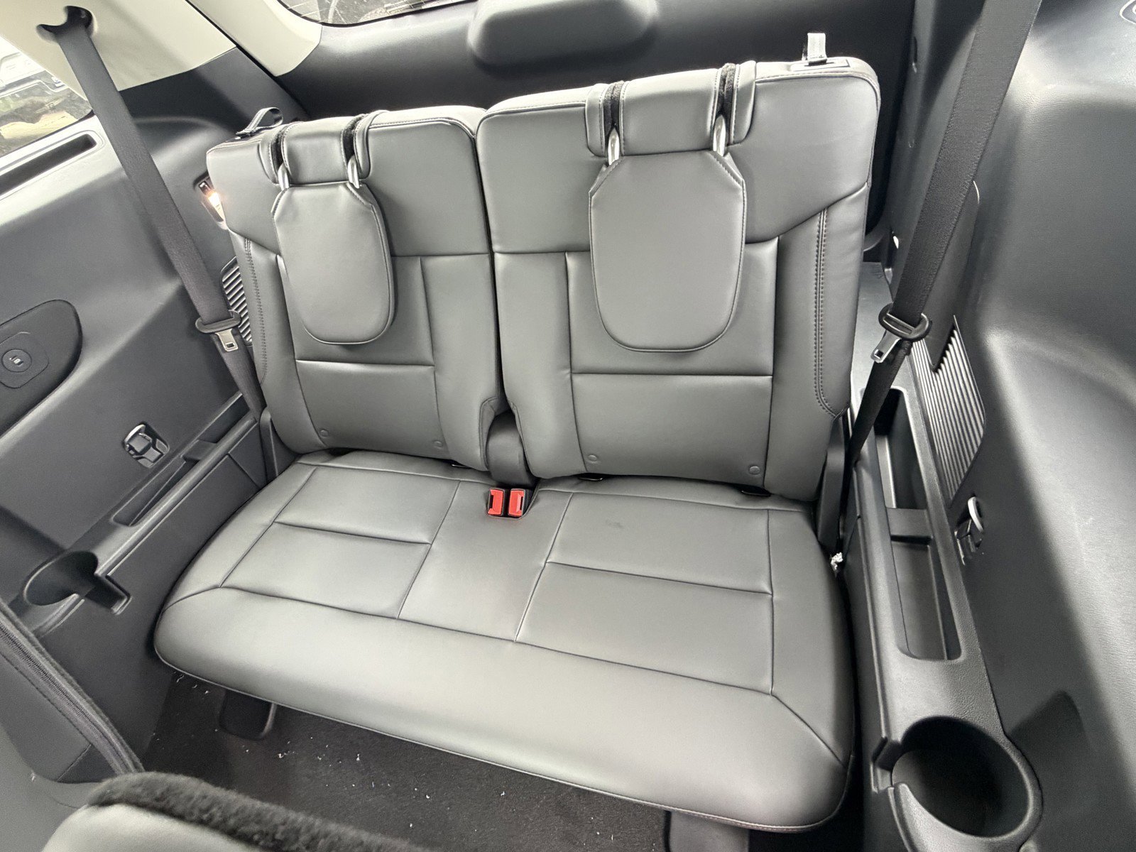New 2026 Carbonized Gray Metallic Ford Active image 15