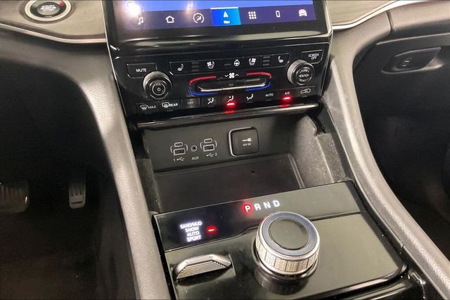 Used 2022 Gray Jeep Limited image 8