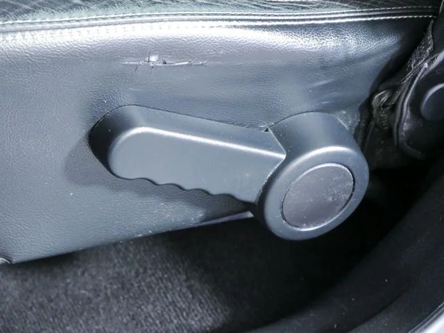 Used 2016 Silver Jeep Unlimited Sahara image 21